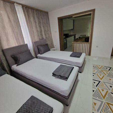 Apartments Natural And Bungalows SJJ Esterno foto