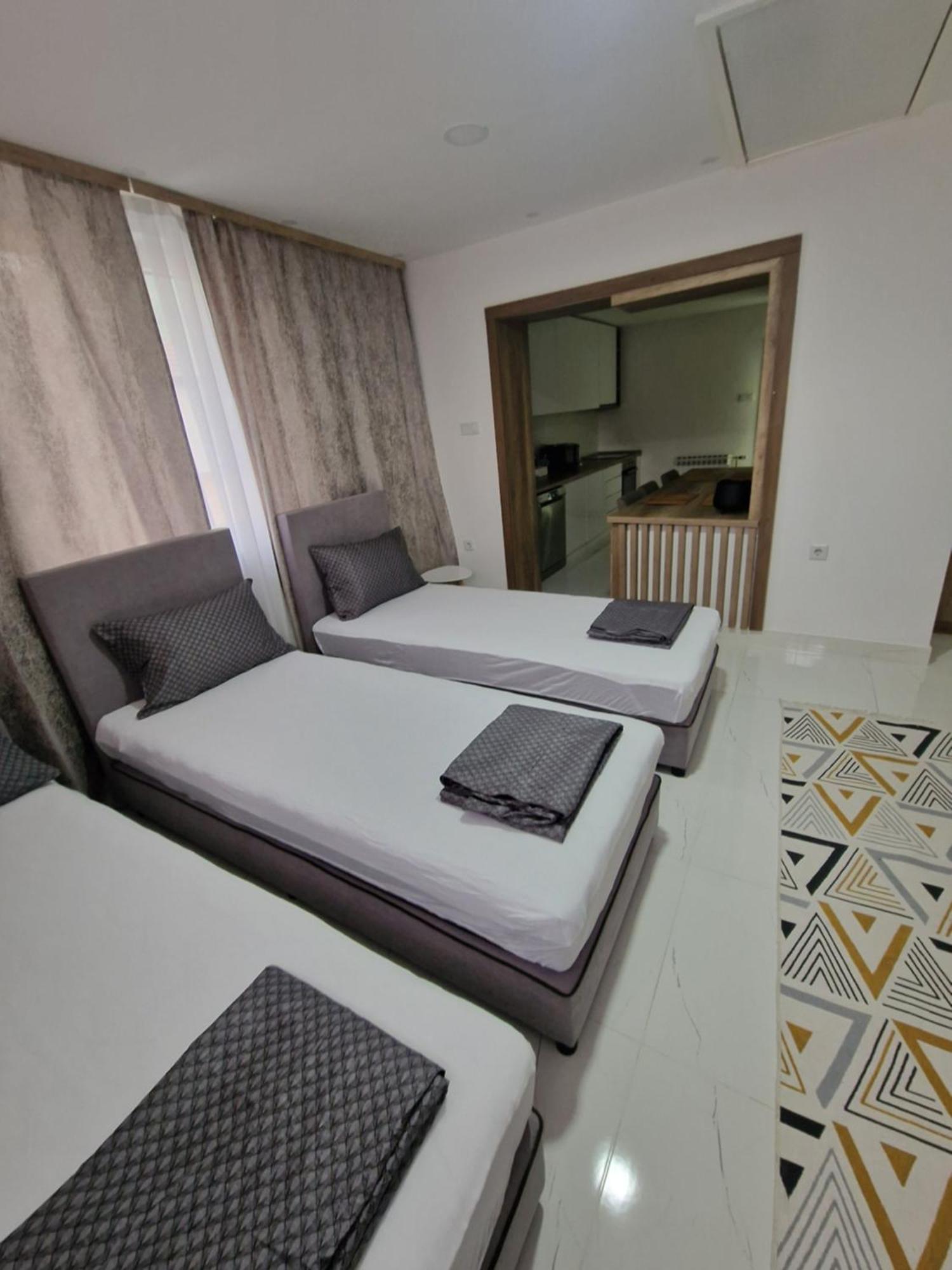 Apartments Natural And Bungalows SJJ Esterno foto