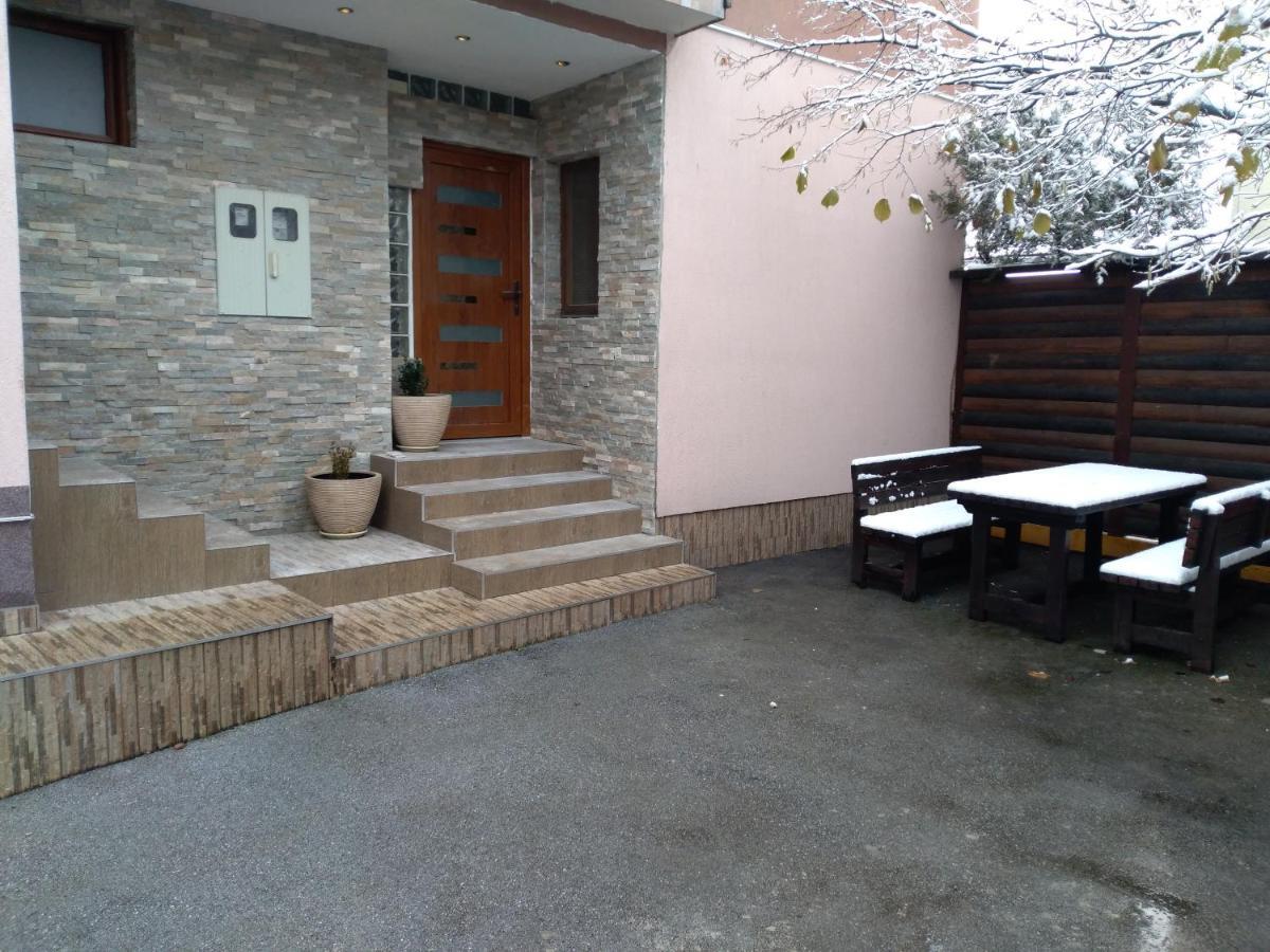 Apartments Natural And Bungalows SJJ Esterno foto
